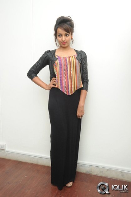 Tejaswi-at-Lovers-Movie-Press-Meet